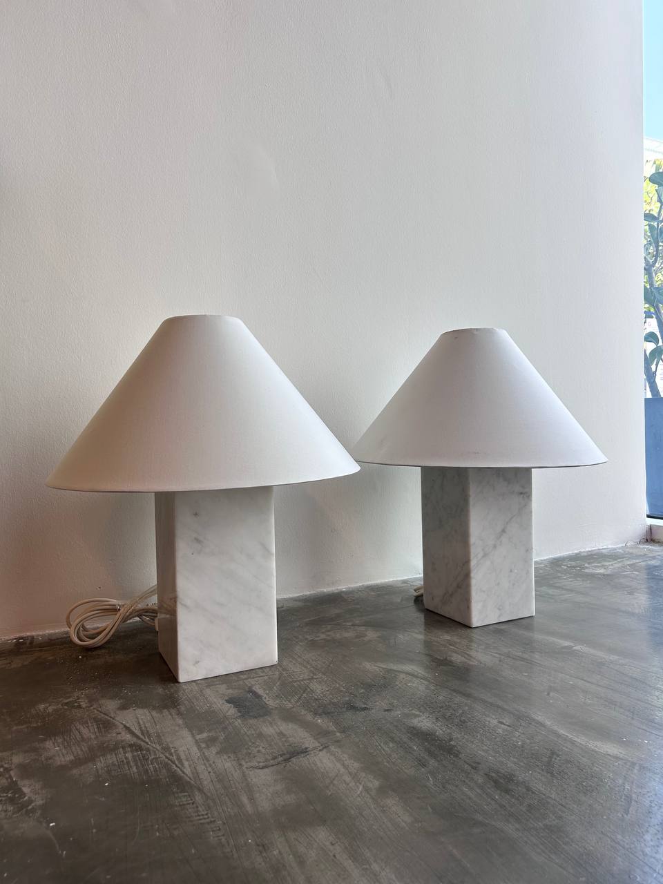 Vintage marble lamp table