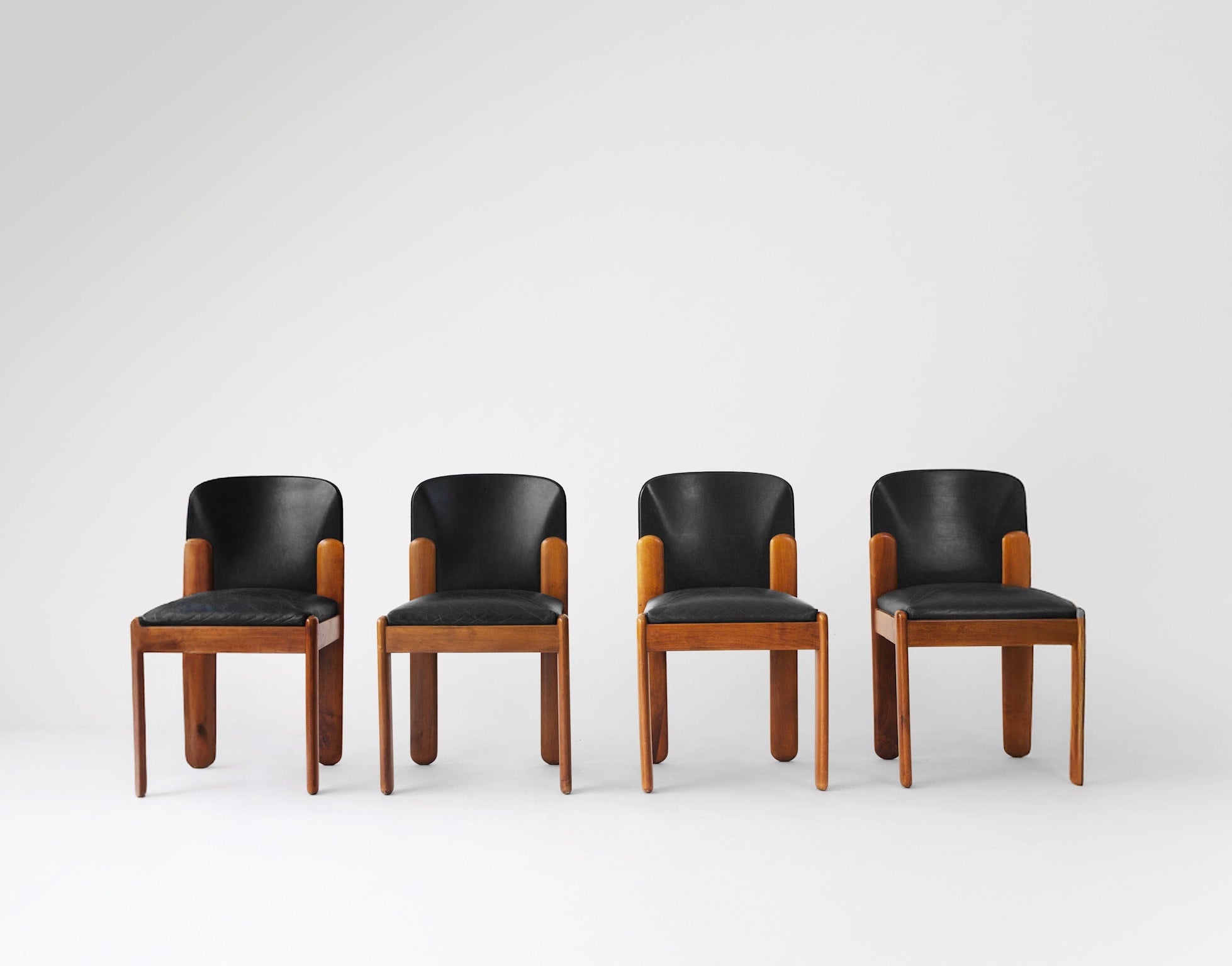 Bernini Dining Chairs 1960s Italy Set of 4